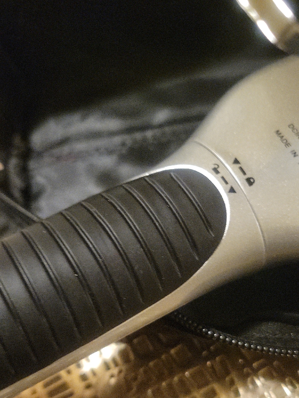 Silver Hair Trimmer with Carrying Case - Picture 4 of 10